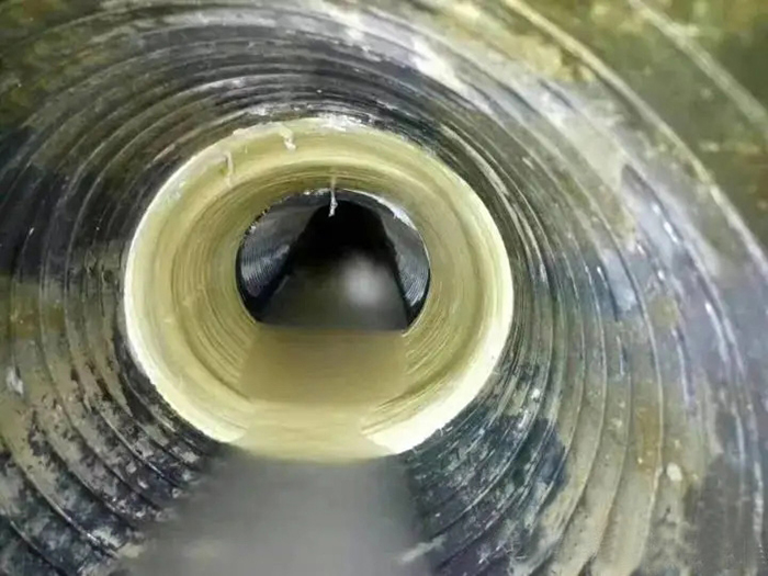 察雅内衬修复法通常适用于哪些类型的断面管道